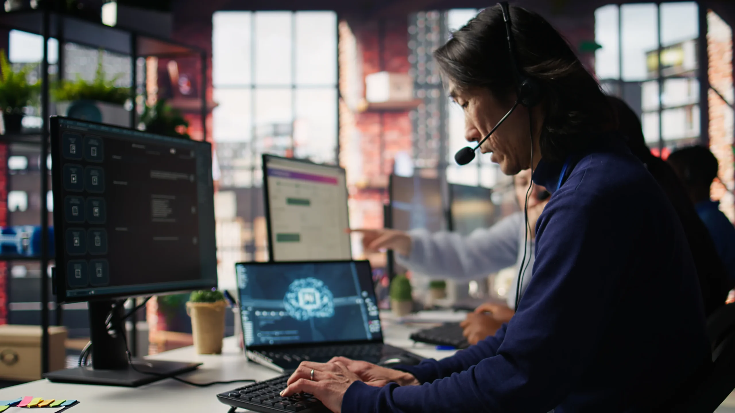 Mobile app support and optimization services in Newark